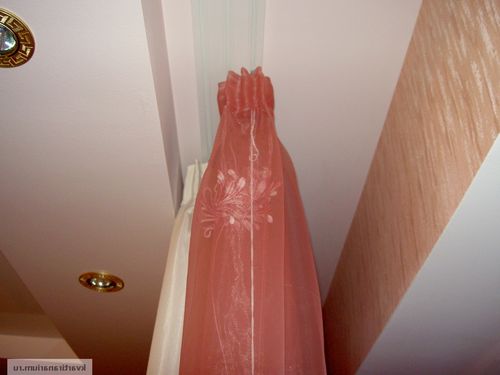 Скрытый карниз в натяжном потолке: как сделать нишу для штор (5 способов)